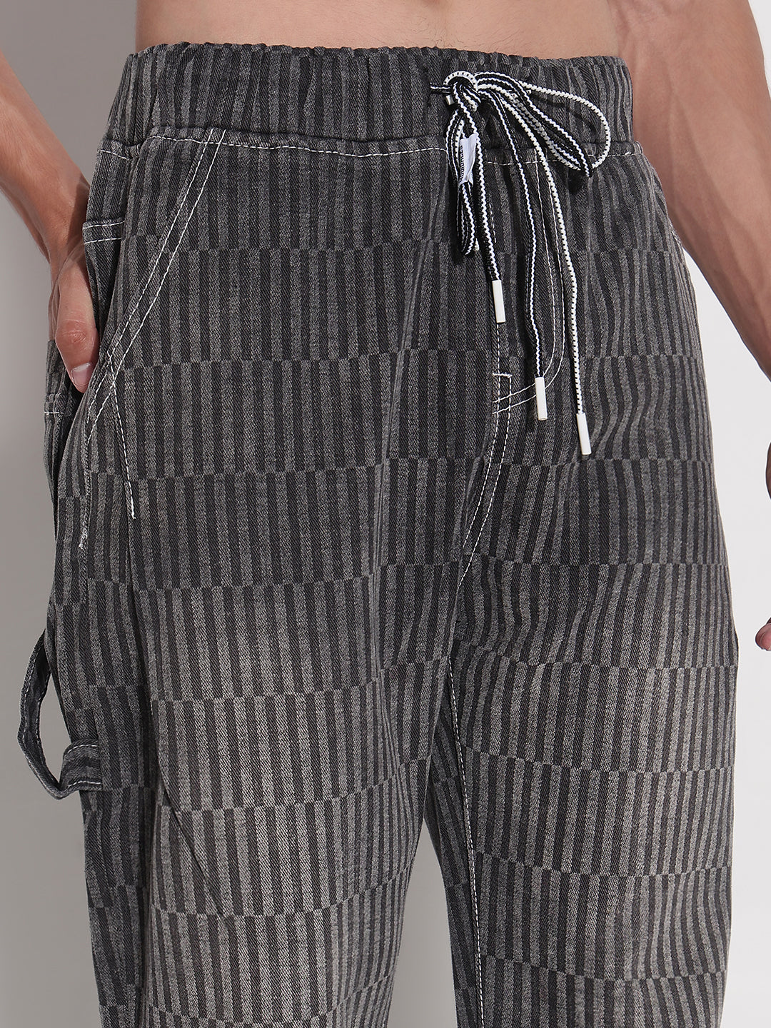 Men's Grey Striped Relaxed Fit Denim Jeans