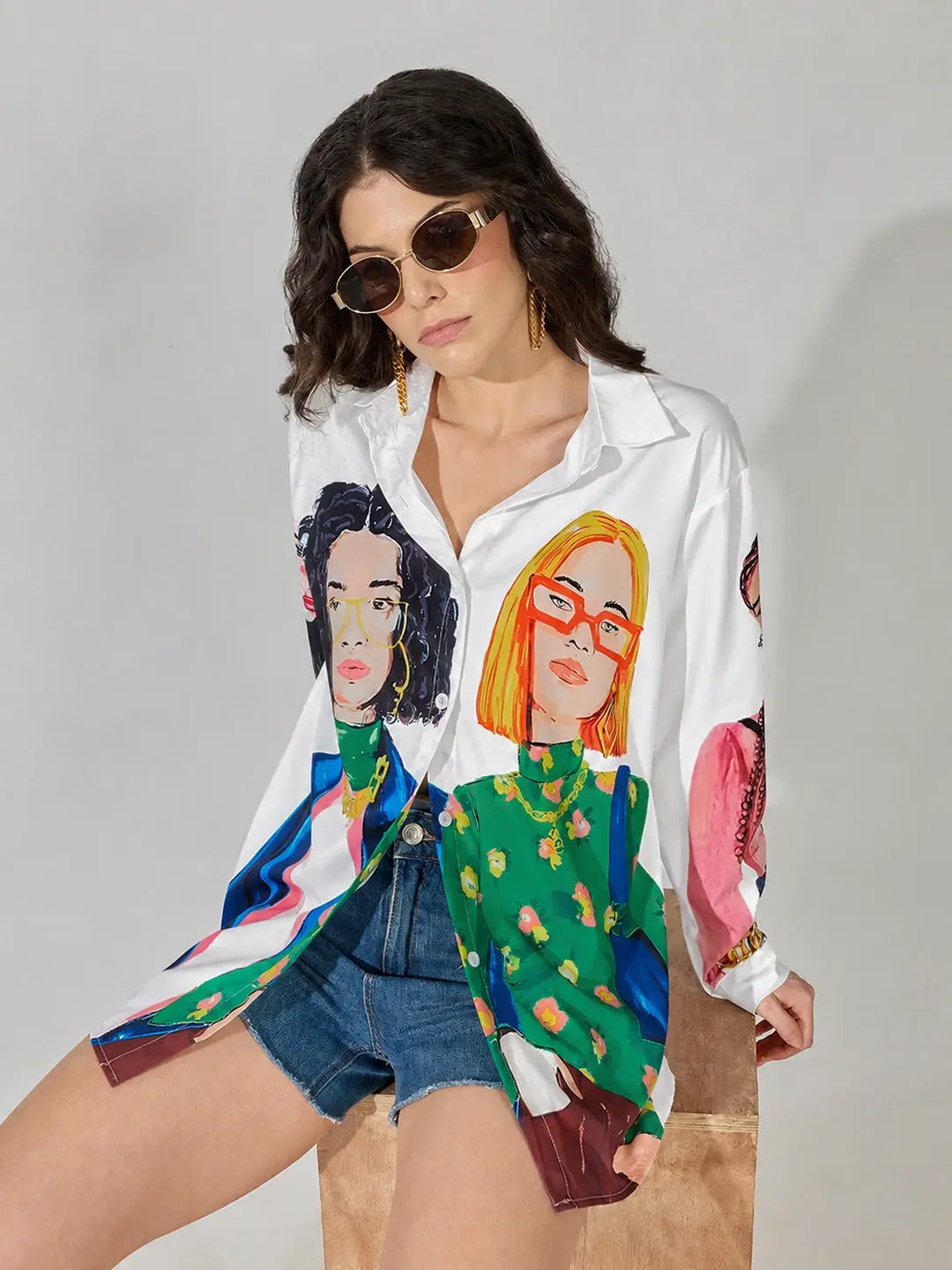 Women's Graphic White Relaxed Fit Shirt