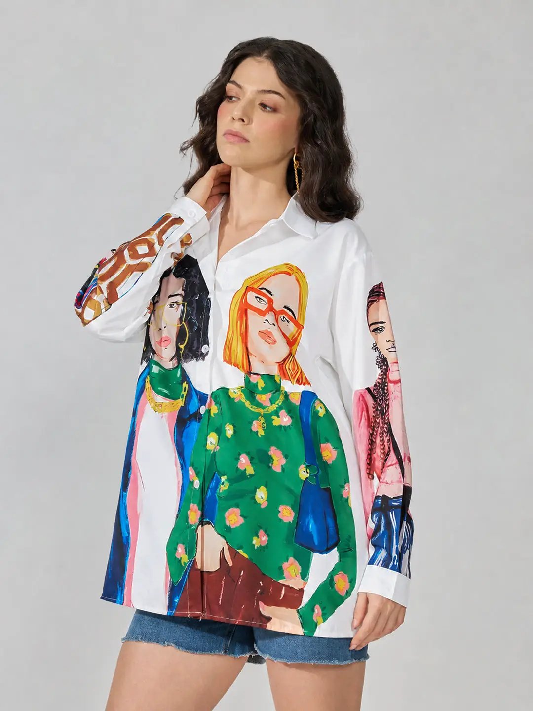 Women's Graphic White Relaxed Fit Shirt