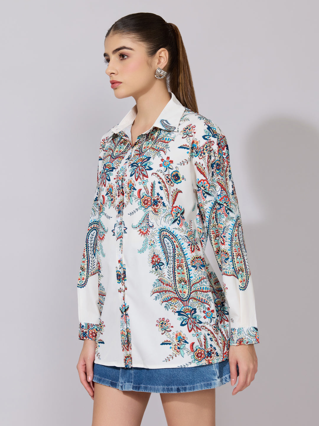 Women's Printed White Relaxed Fit Shirt