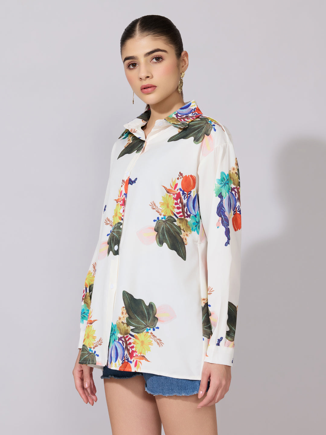 Women's Printed White Relaxed Fit Shirt