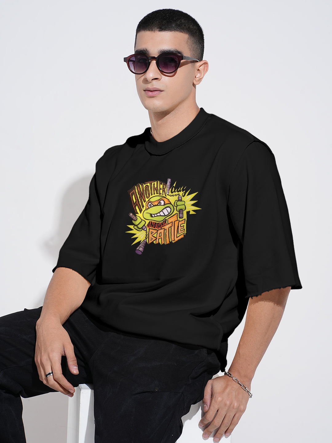 Men's Graphic Black Round Neck Oversized T-Shirt