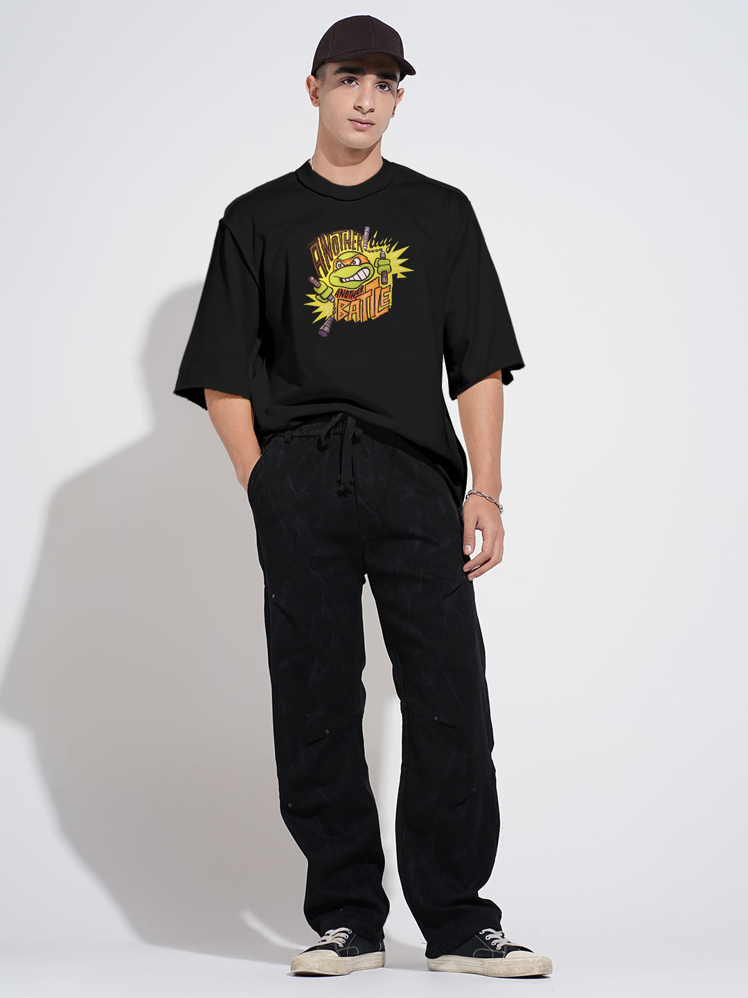 Men's Graphic Black Round Neck Oversized T-Shirt