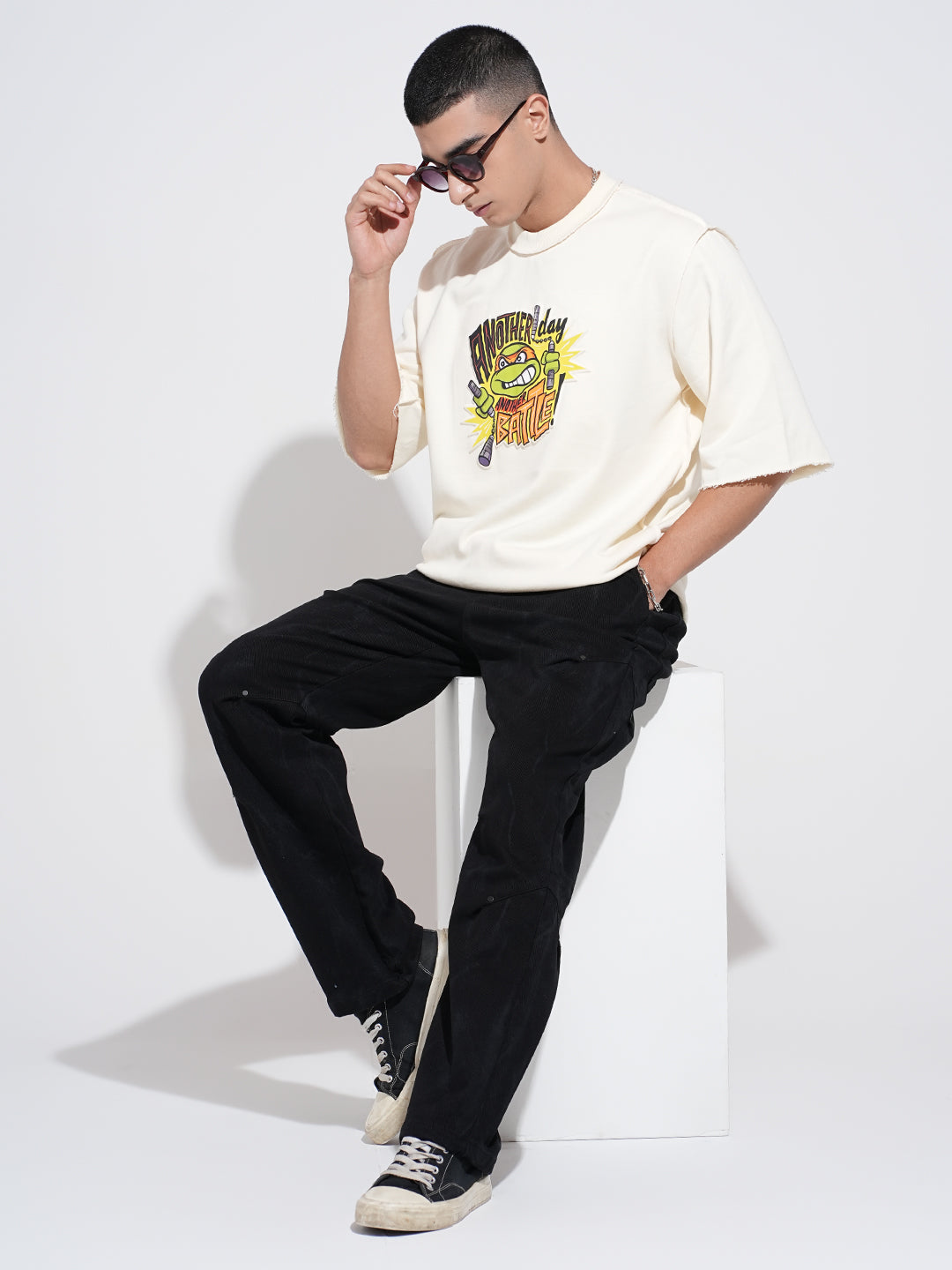 Men's Graphic Print Cream Round Neck Oversized T-Shirt