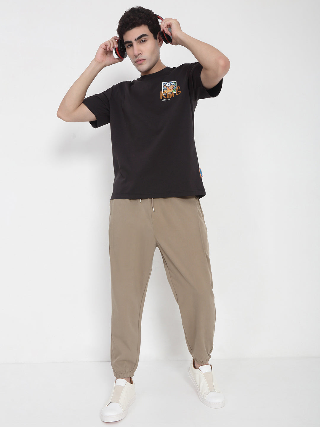 Men's Black Graphic Printed Relaxed Fit T-Shirt