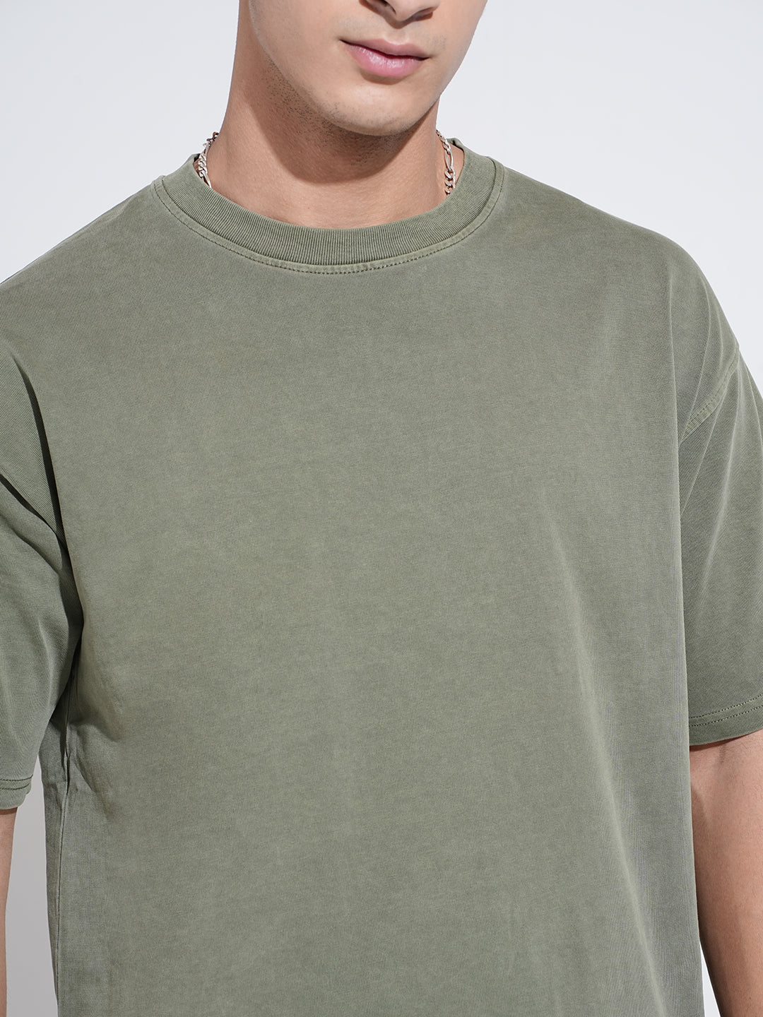 Men's Olive Short Sleeves Crew Neck Oversized T-Shirt