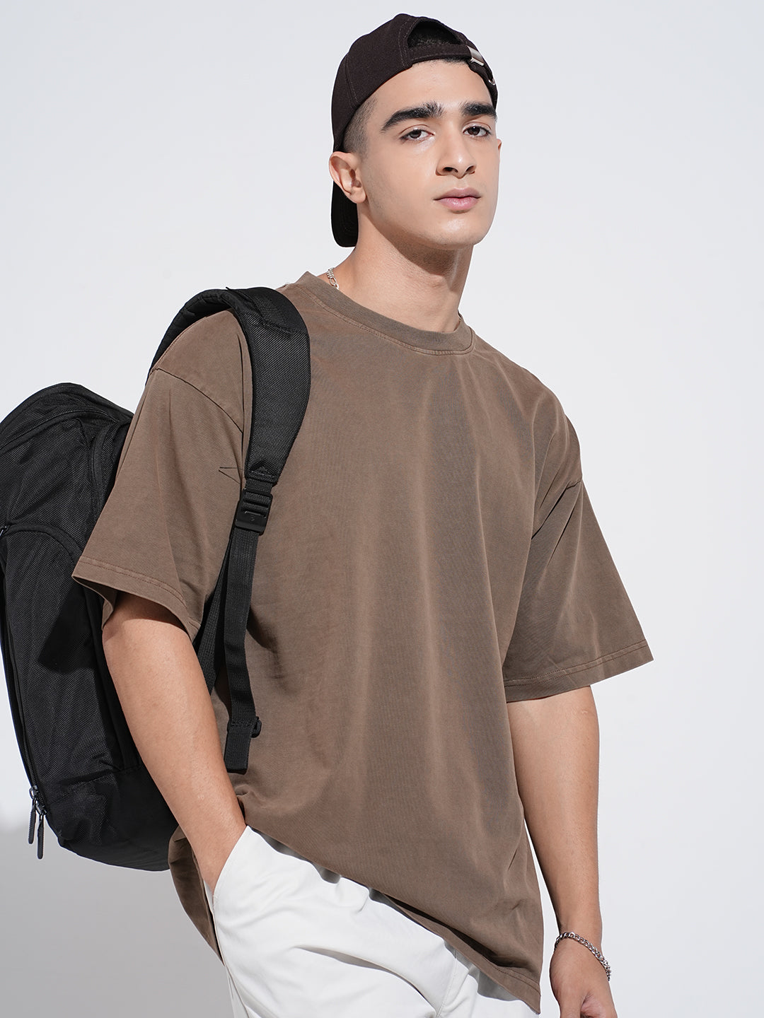 Men's Brown Short Sleeves Crew Neck Oversized T-Shirt