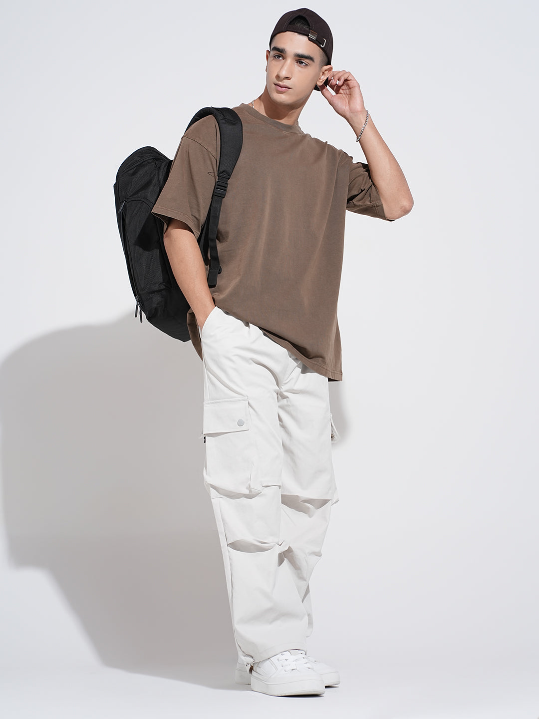 Men's Brown Short Sleeves Crew Neck Oversized T-Shirt