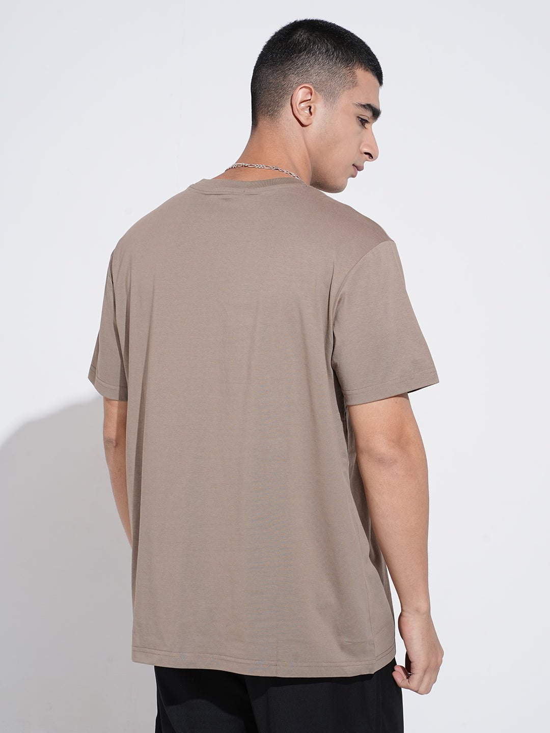 Men's Graphic Print Brown Short Sleeves Round Neck Relaxed Fit T-Shirt