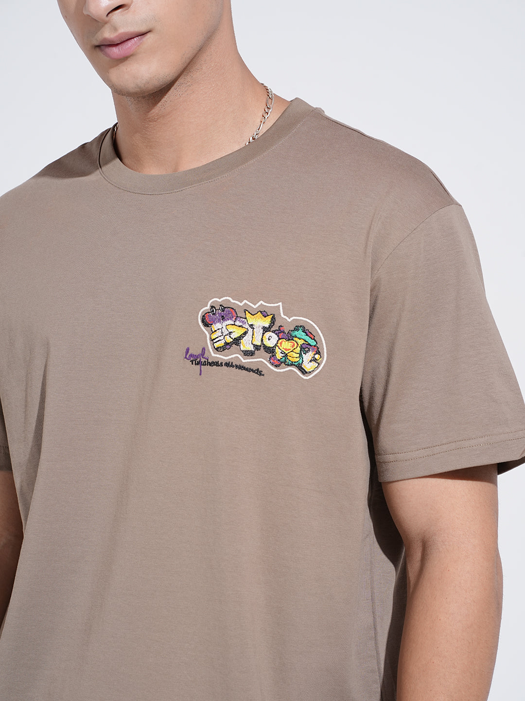 Men's Graphic Print Brown Short Sleeves Round Neck Relaxed Fit T-Shirt