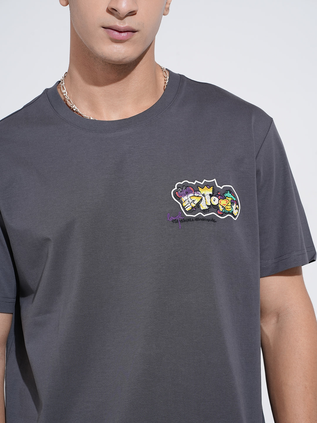 Men's Graphic Print Grey Short Sleeves Round Neck Relaxed Fit T-Shirt