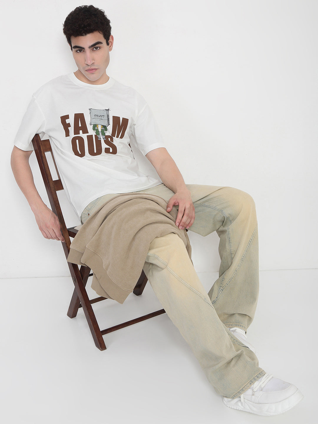 Men's White Graphic Printed T-Shirt