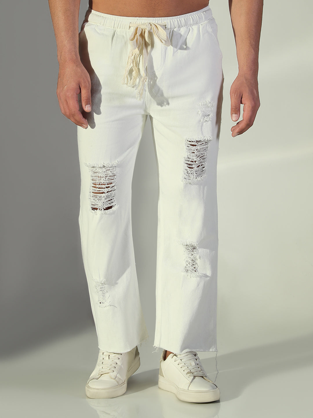 Men White Straight Fit Ripped Jeans