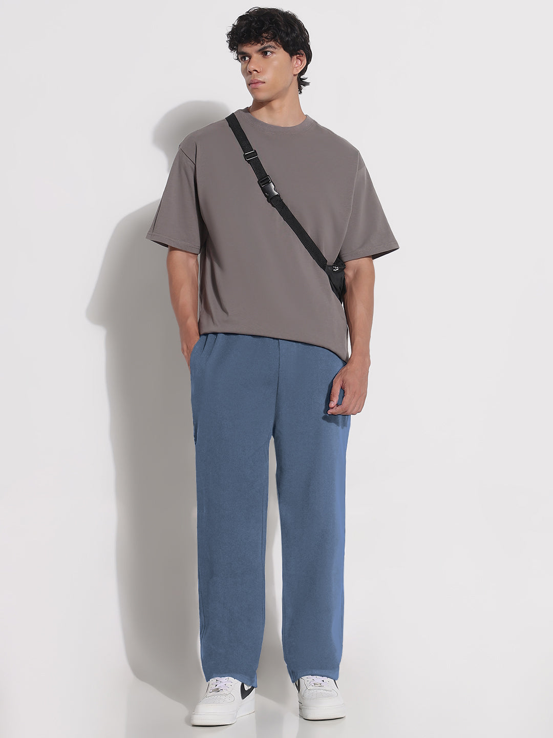 Men's Blue Relaxed Fit Elasticated Waist with Drawstring Jeans