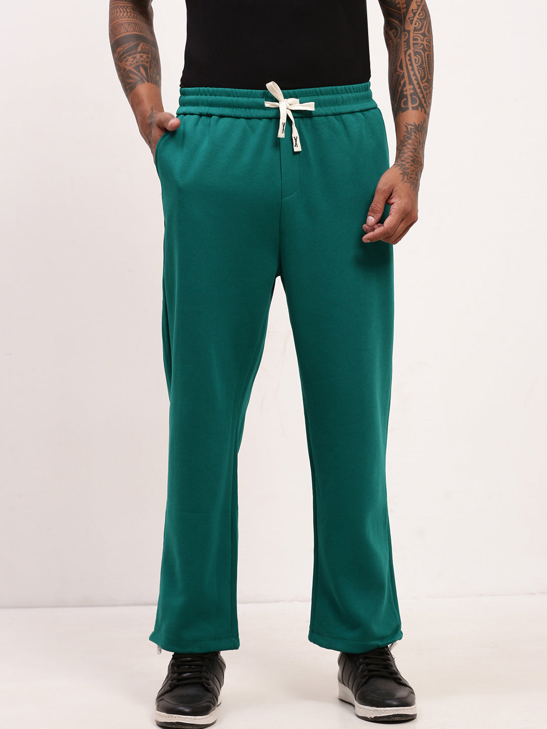 Men Green Solid Track Pant