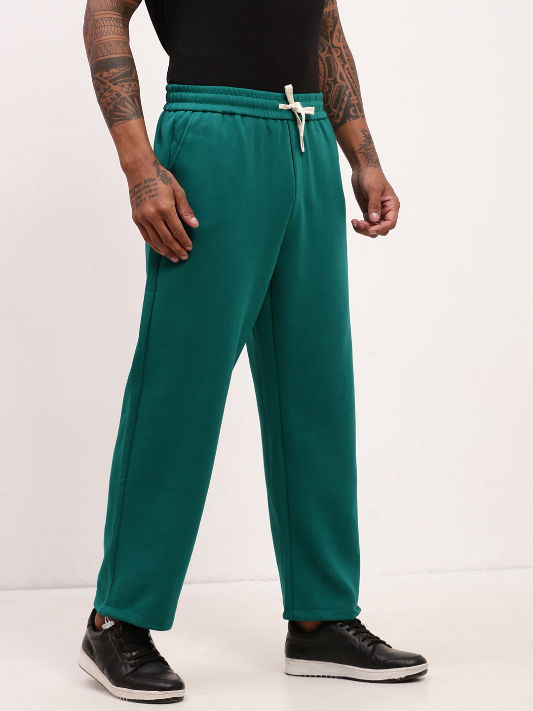 Men Green Solid Track Pant