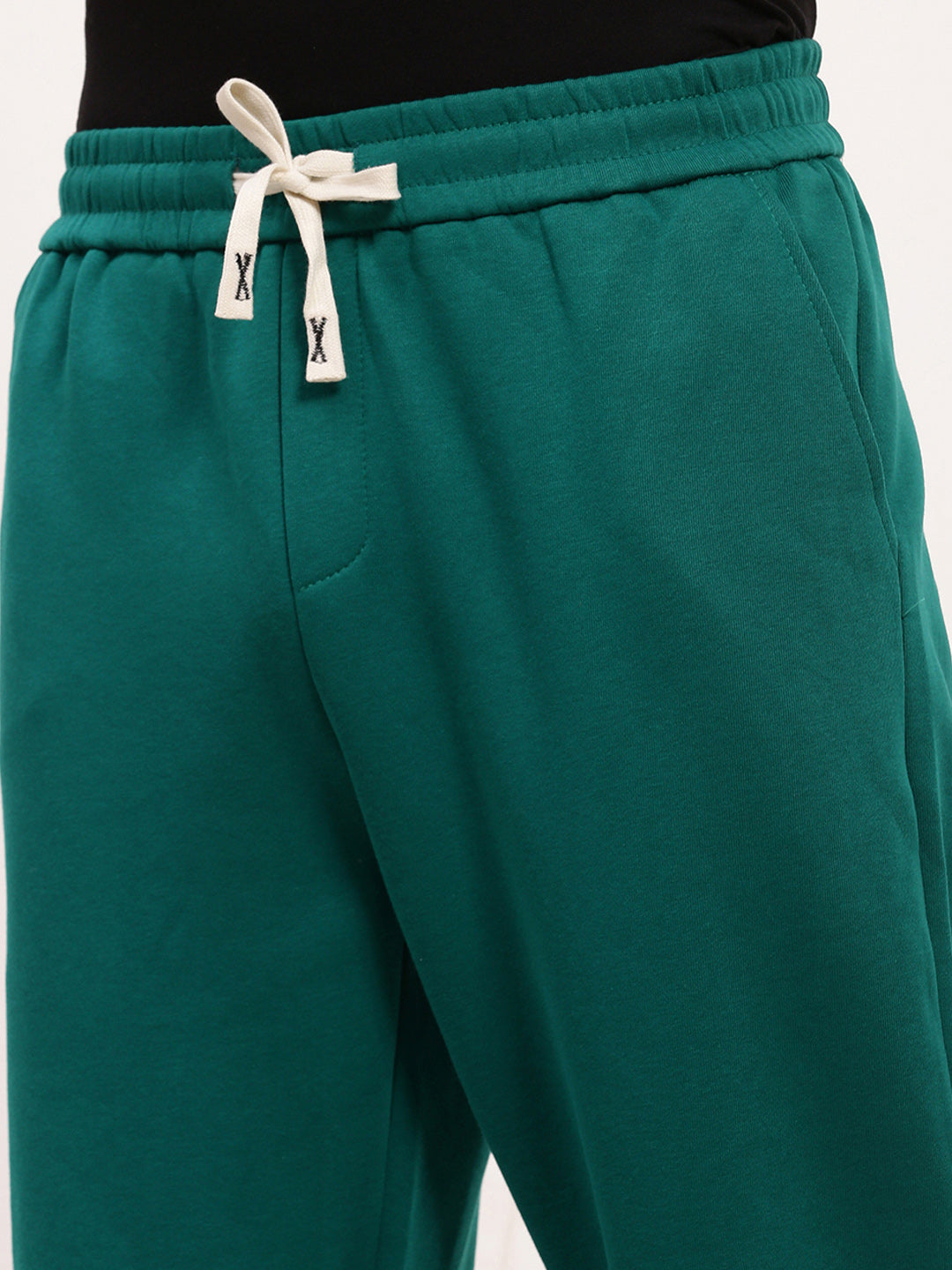 Men Green Solid Track Pant