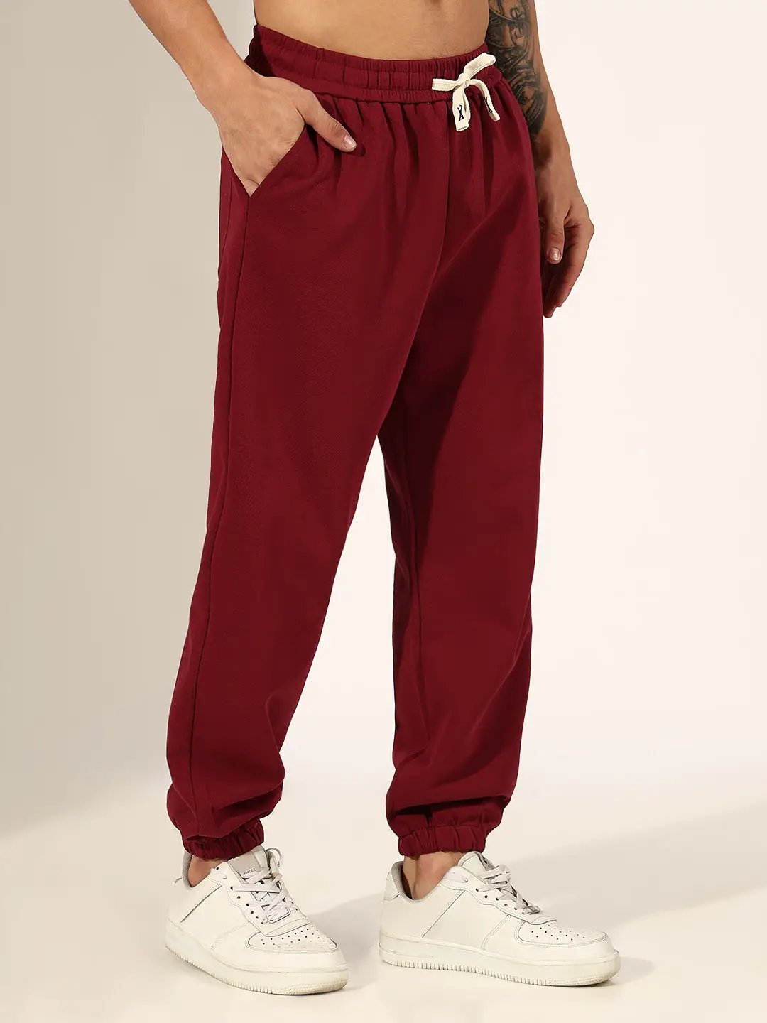 Men's Maroon Regular Fit Joggers with Elasticated Waist and Drawstring