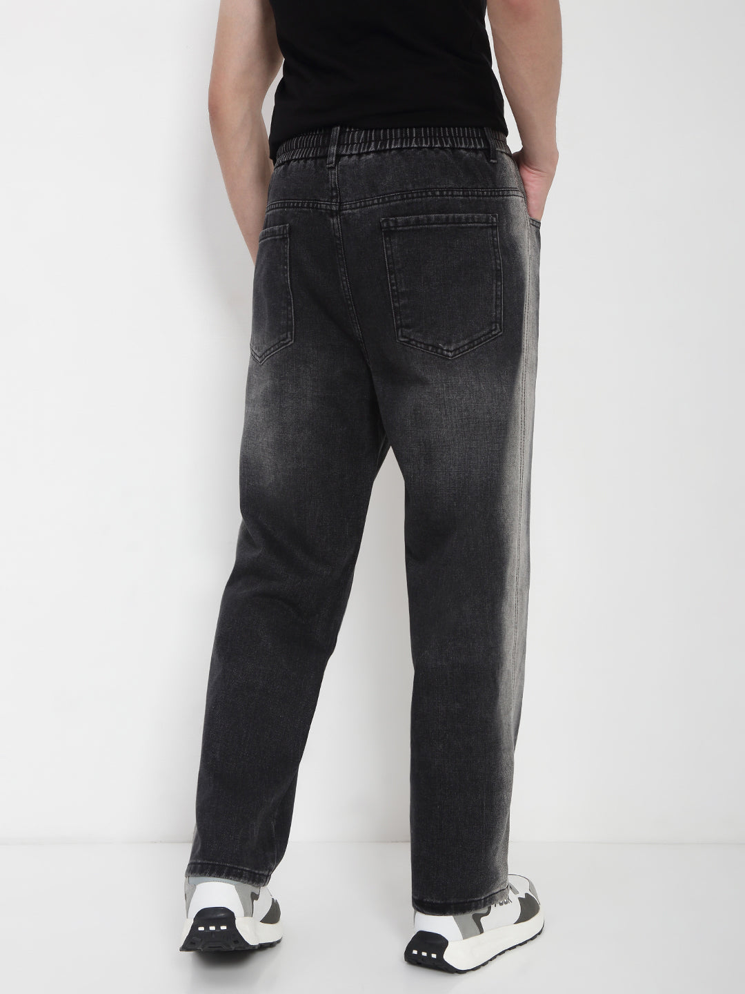 Men's Faded Grey Relaxed Fit Jeans