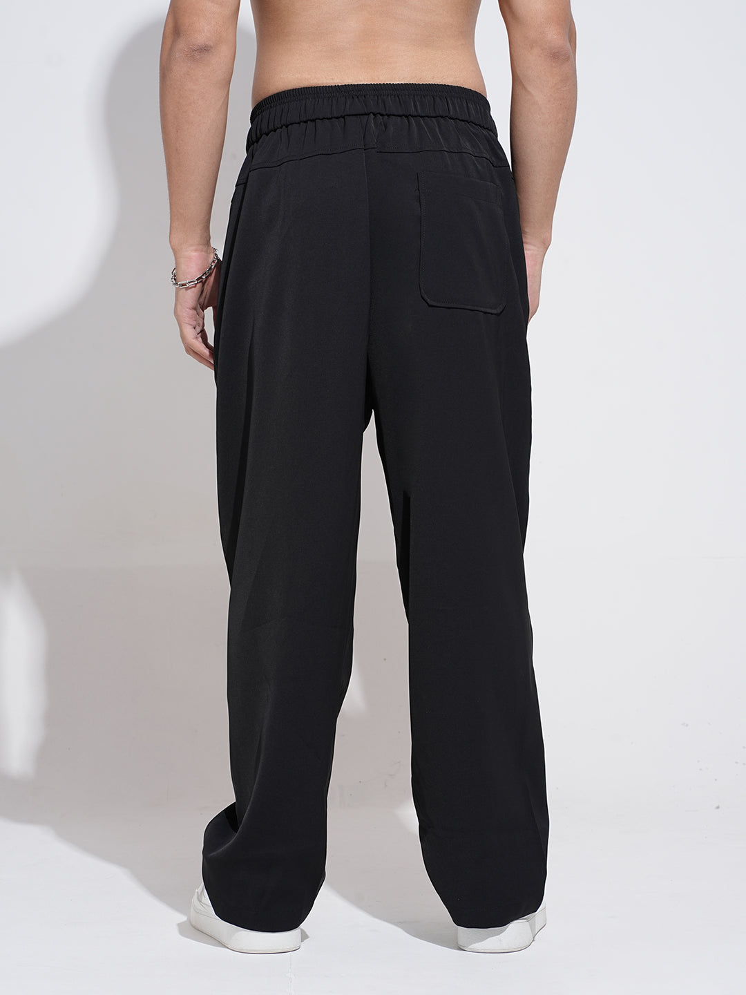 Men's Black Pleated Loose Fit Trousers with Elasticated Waist and Drawstring