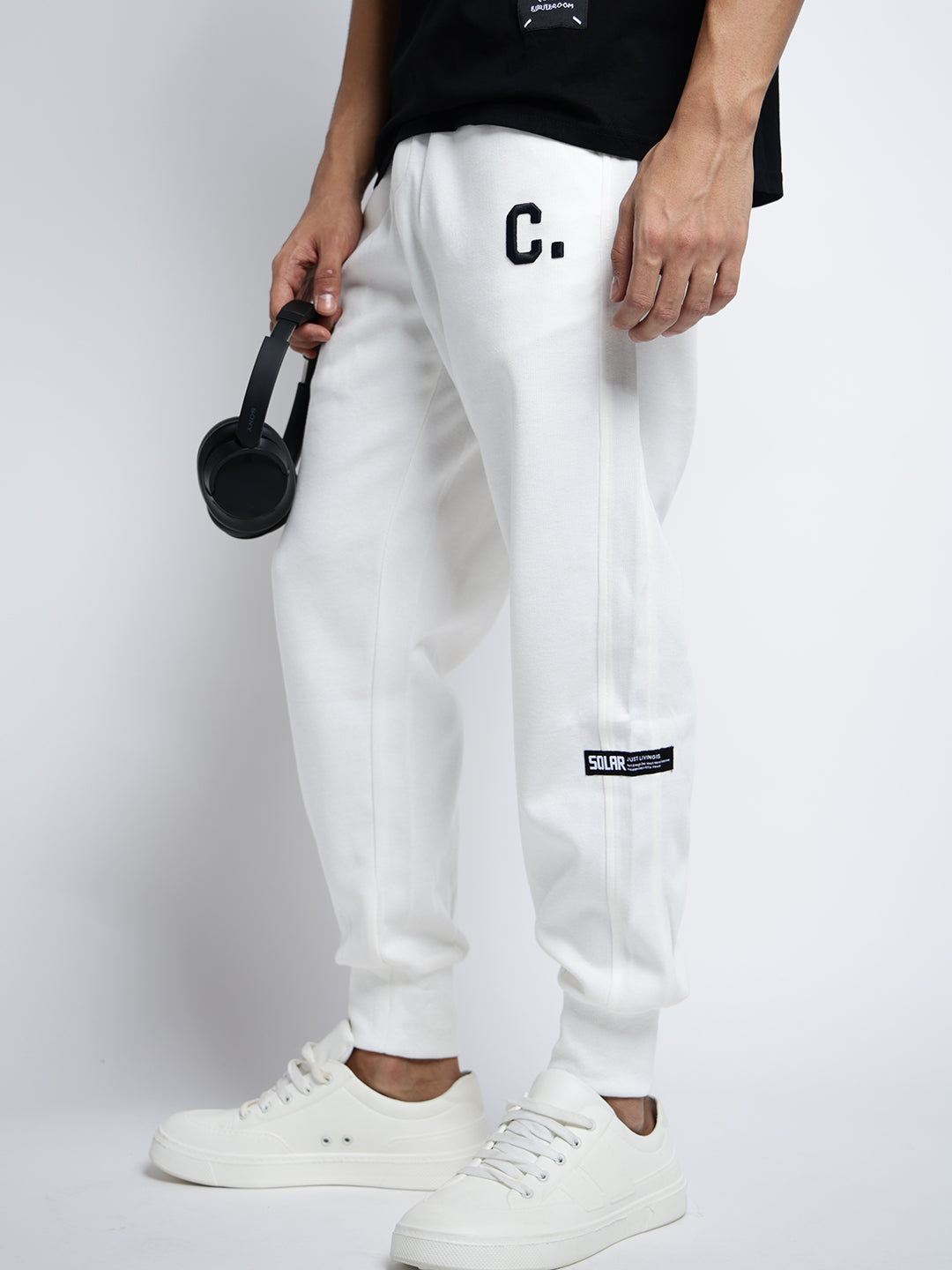 Men's White Relaxed Fit Joggers with Elasticated Waist and Drawstring