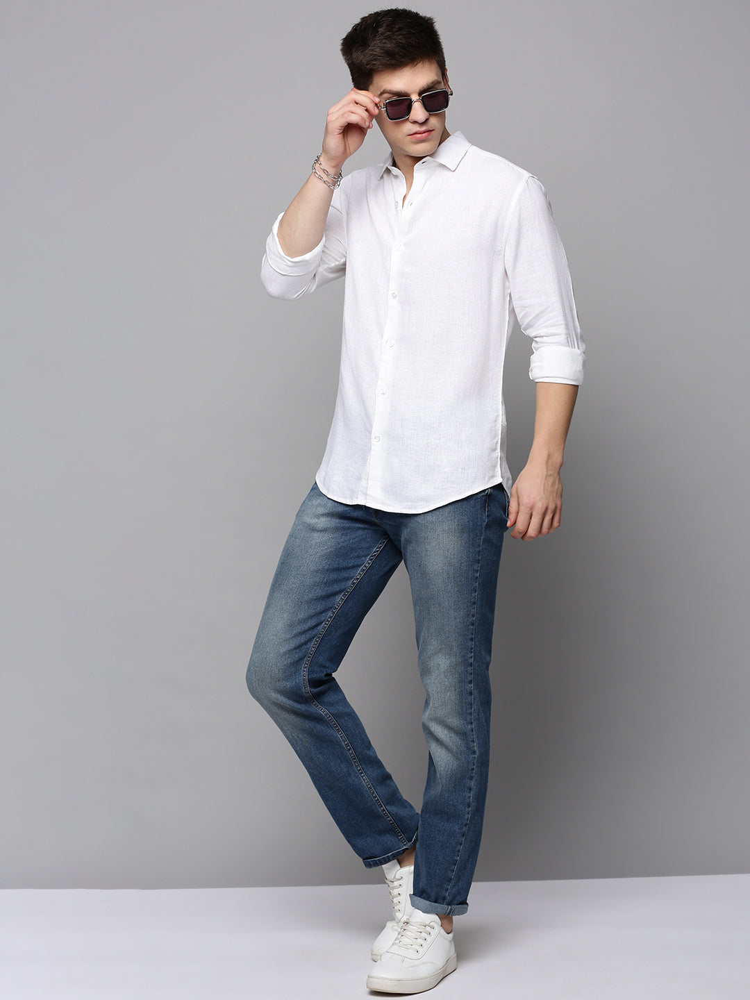 Men's White Solid Slim Fit Shirt
