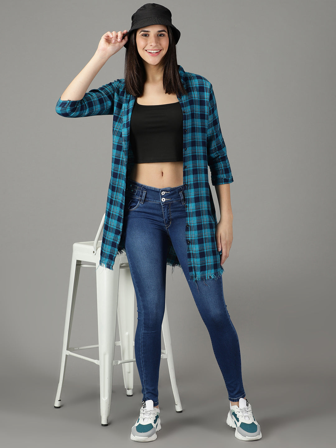 Women's Solid Navy Blue Skinny Fit Jeans