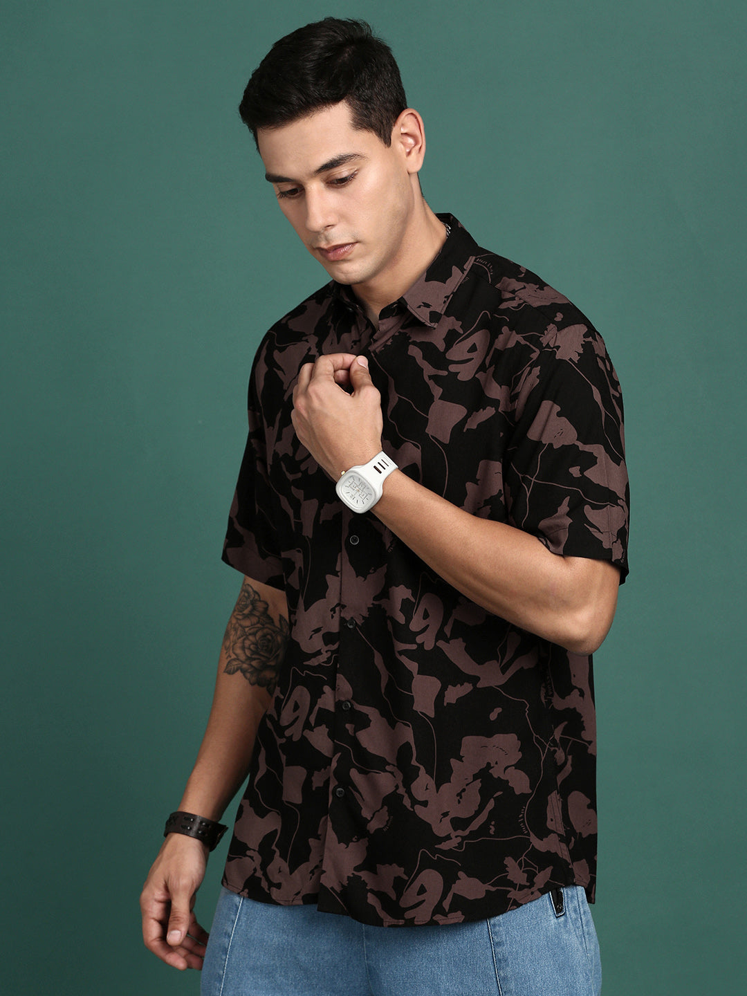 Men Abstract Black Slim Fit Shirt