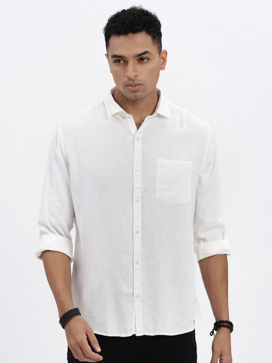 Men White Solid Slim Fit Shirt