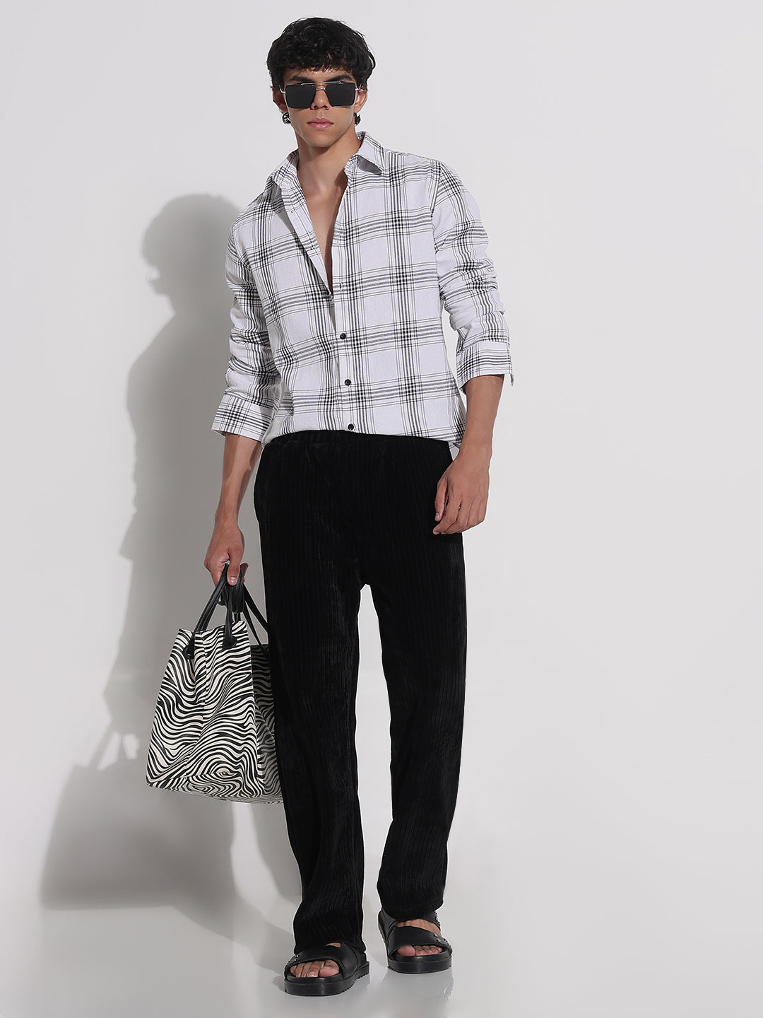 Men's White Checked Relaxed Fit Shirt