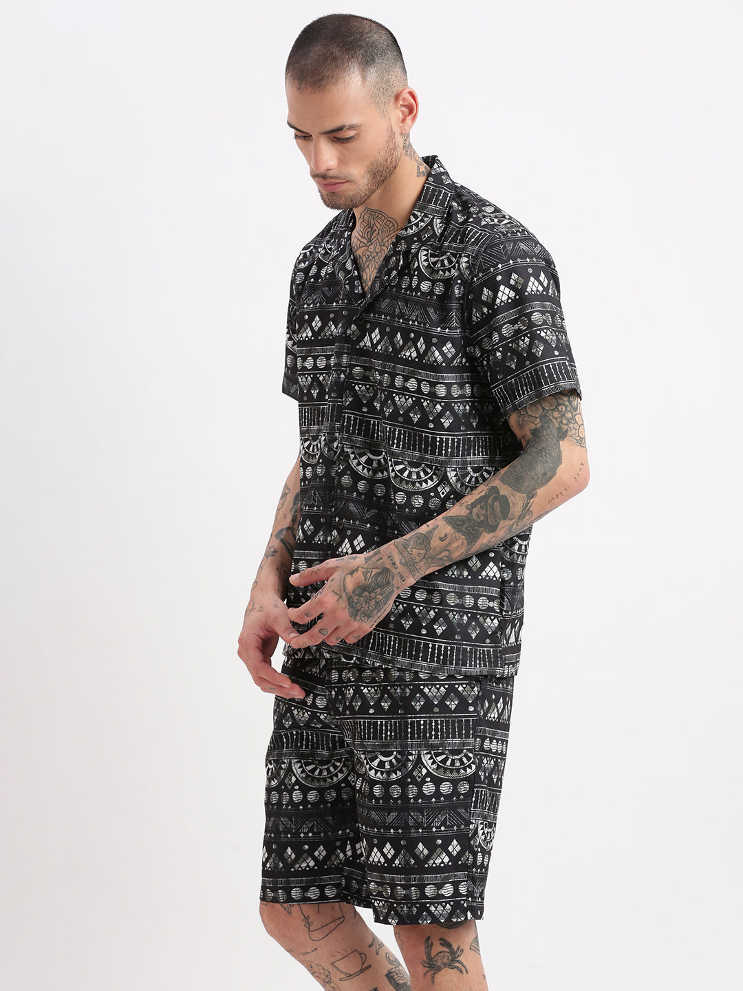 Men Geometric Print Cuban Collar Charcoal Co-Ords Set