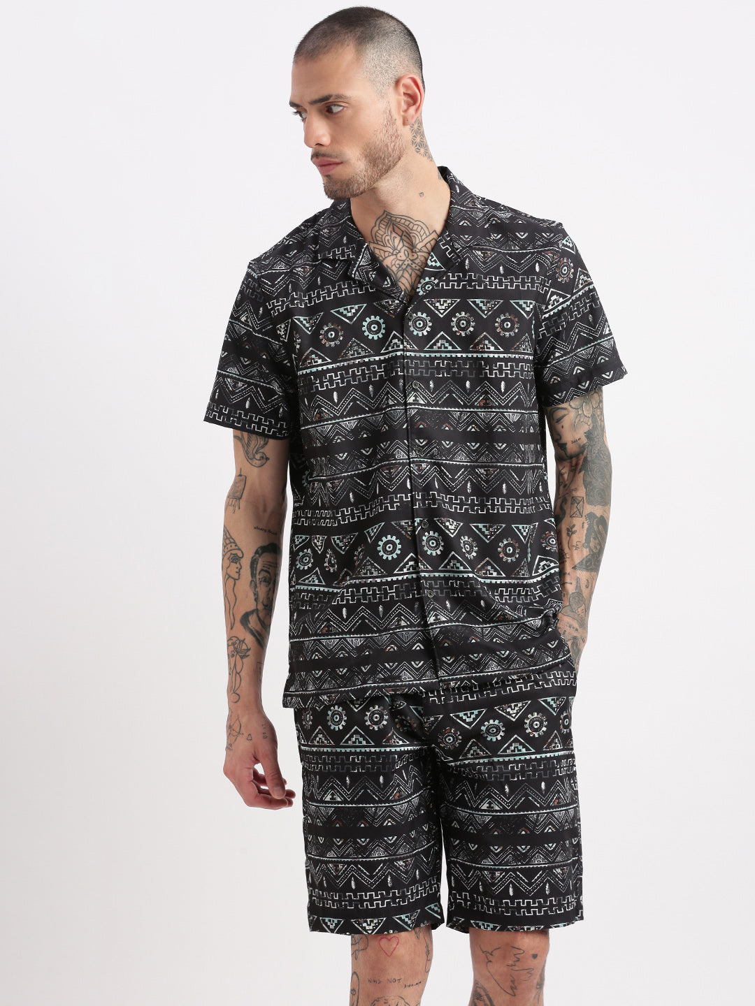 Men Geometric Print Cuban Collar Black Co-Ords Set