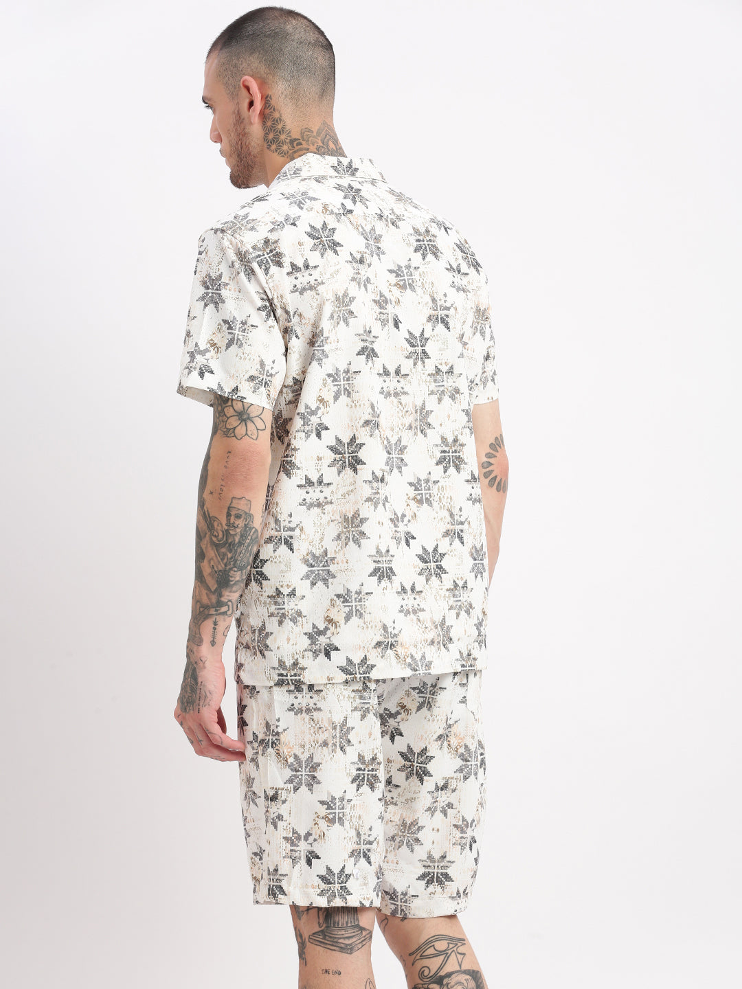 Men Geometric Print Cuban Collar Off White Co-Ords Set