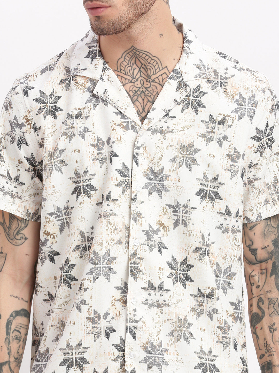 Men Geometric Print Cuban Collar Off White Co-Ords Set