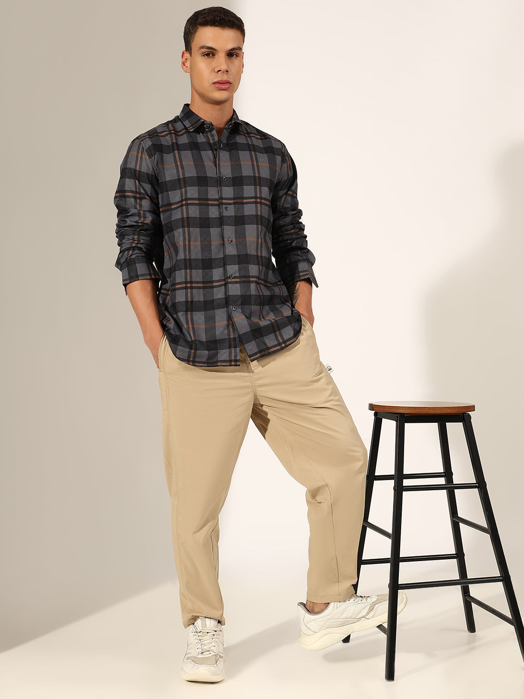 Men's Checked Grey Regular Fit Casual Shirt