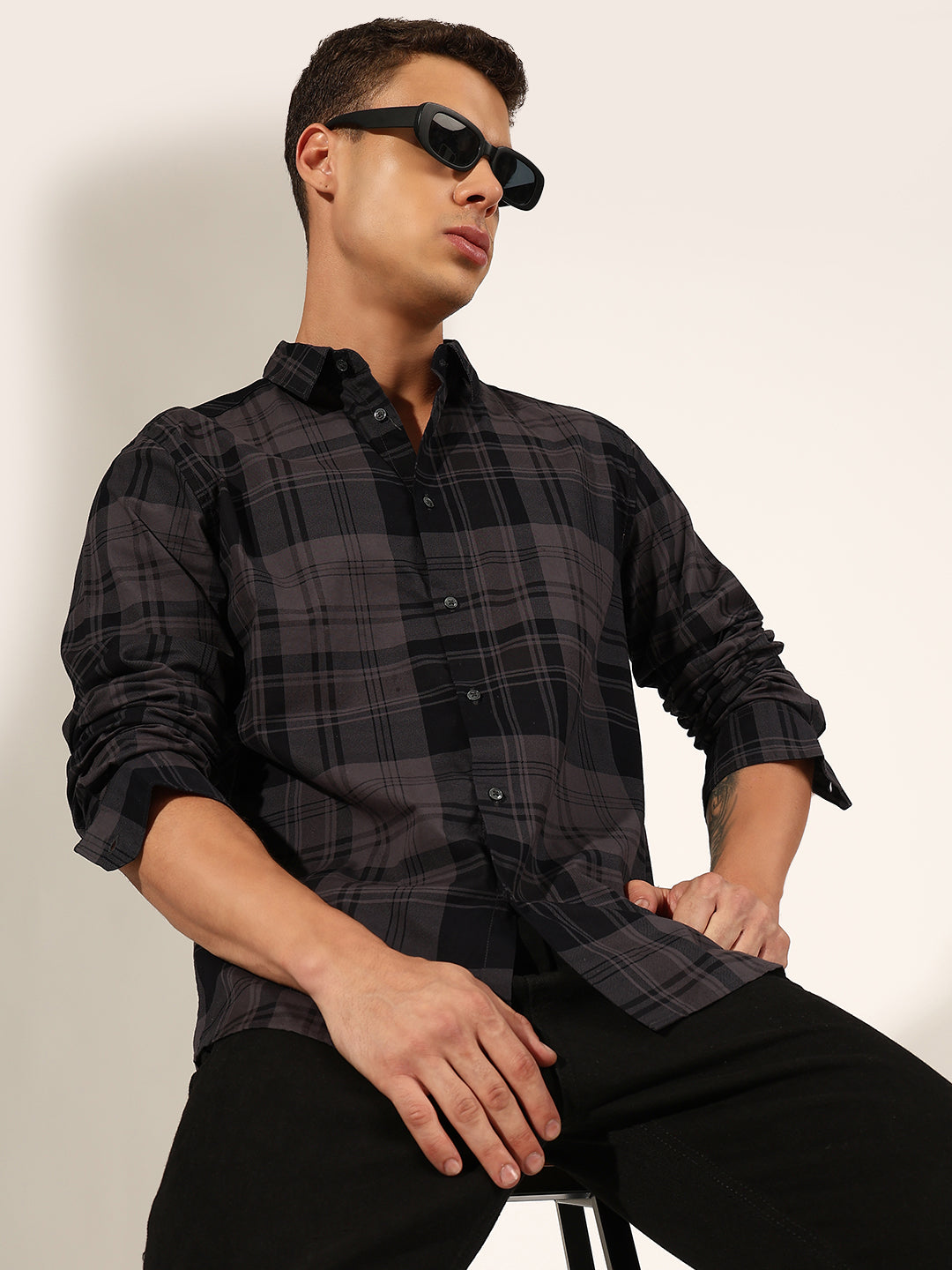 Men's Checked Grey Regular Fit Casual Shirt