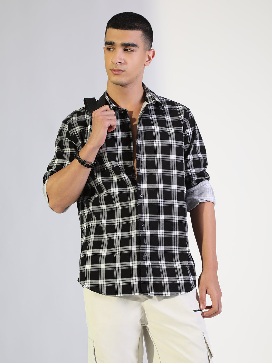Men's Checked Black Regular Fit Casual Shirt