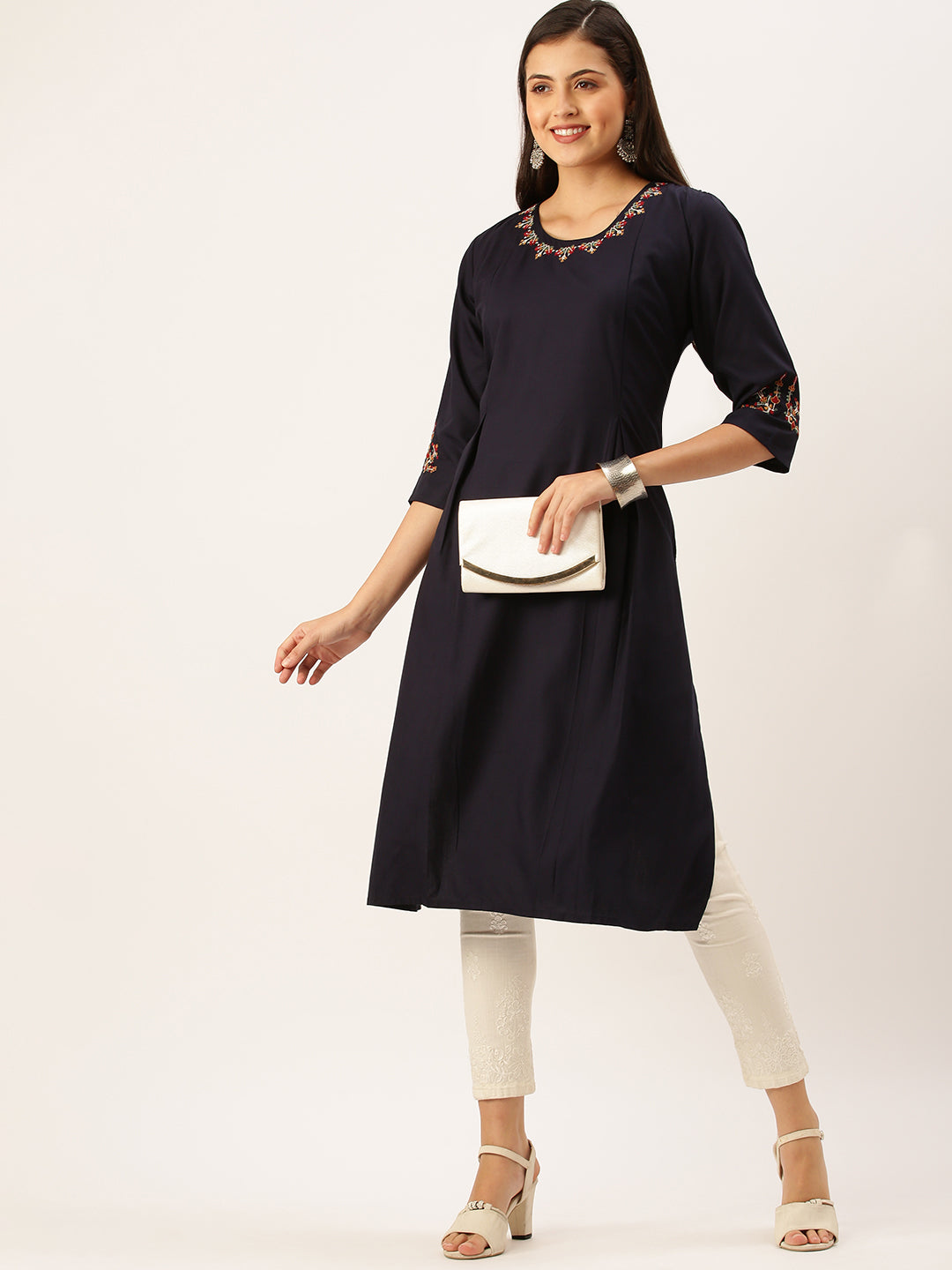 Women Embroidered Navy Blue Straight Kurta