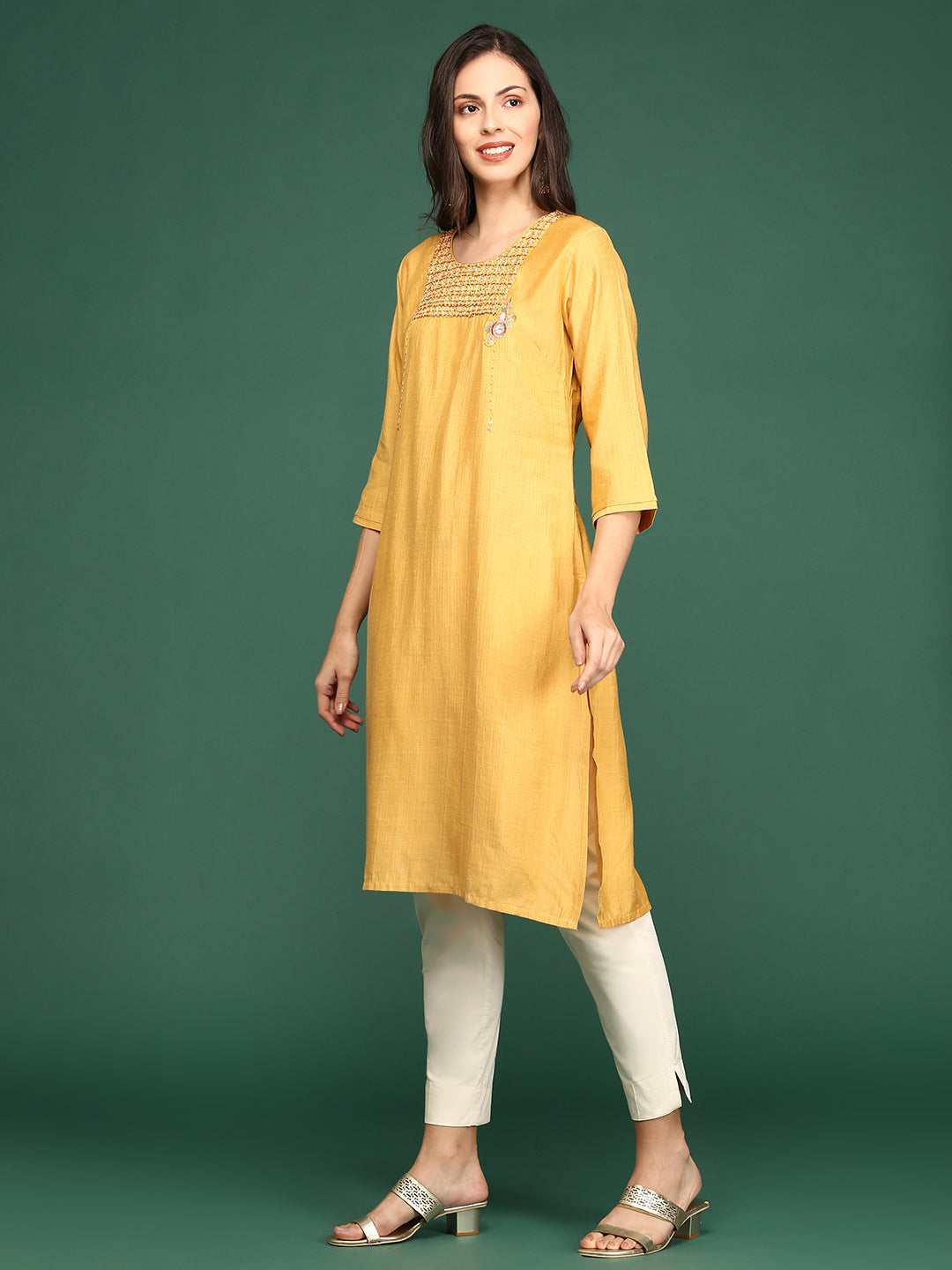 Women's Mustard Solid Straight Kurta