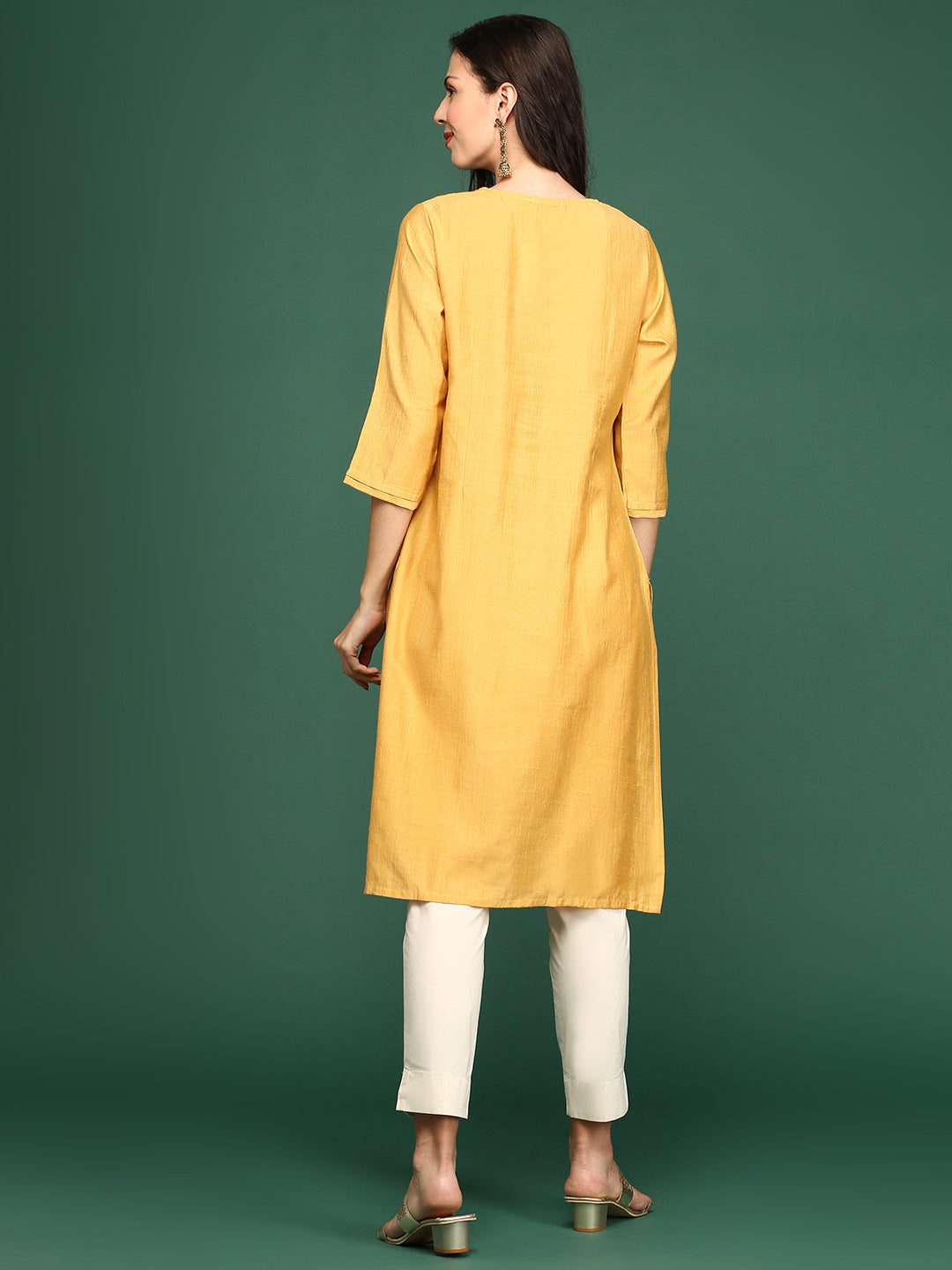 Women's Mustard Solid Straight Kurta