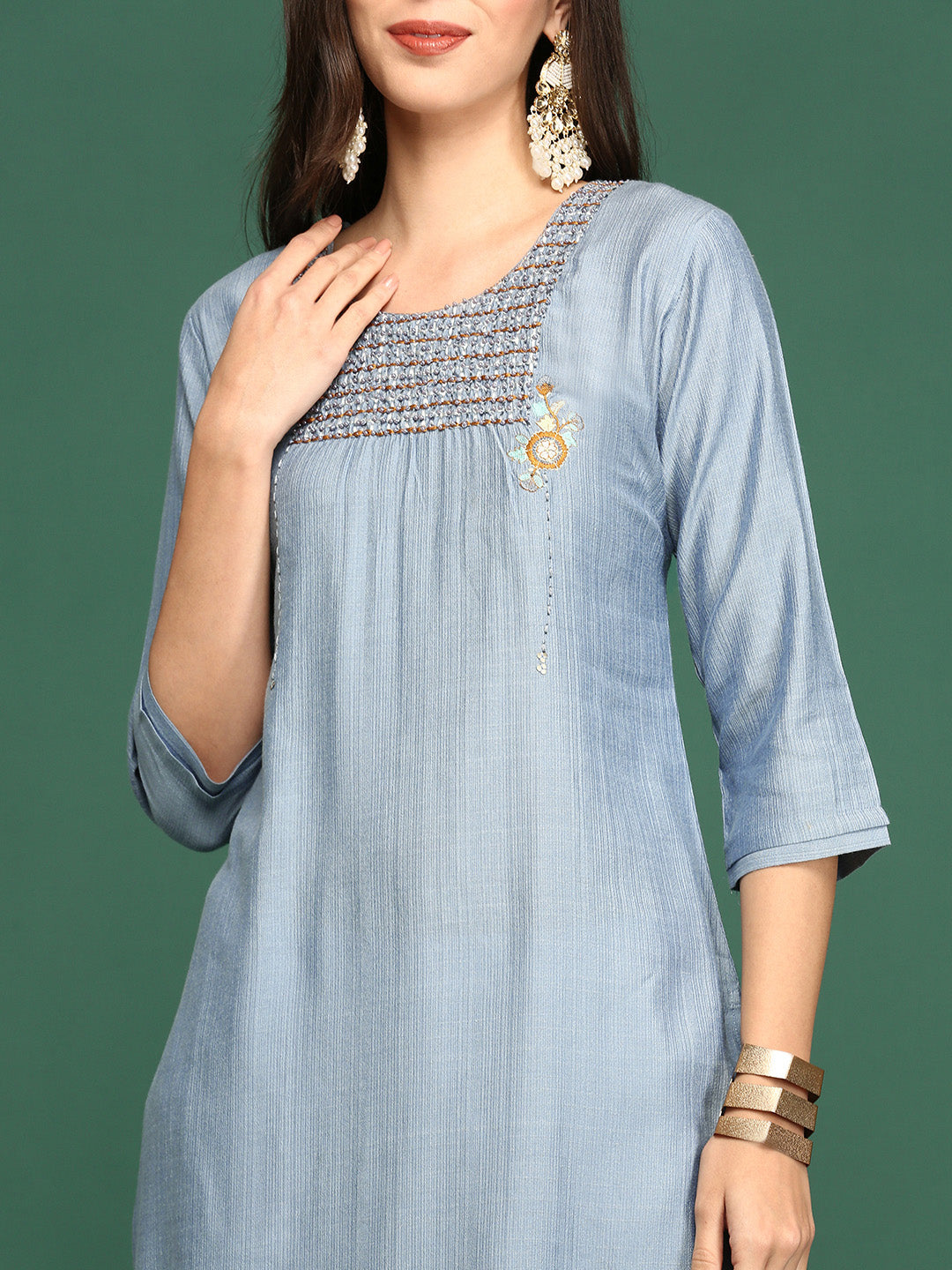 Women's Blue Solid Straight Kurta