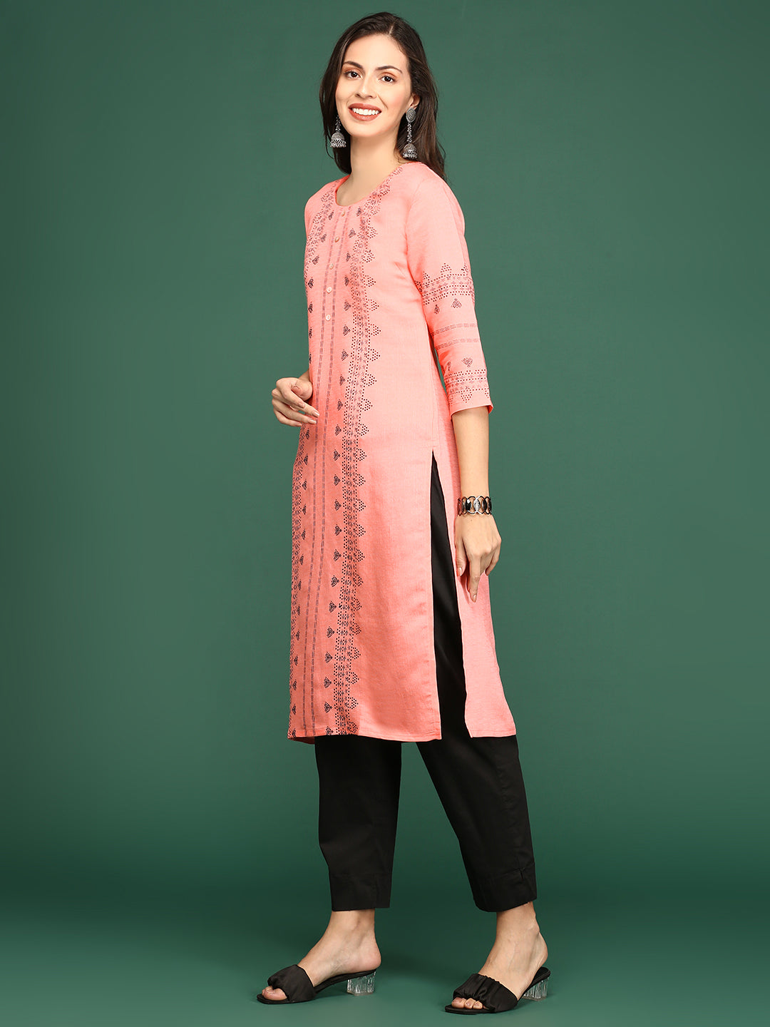 Women Peach Printed Straight Kurta