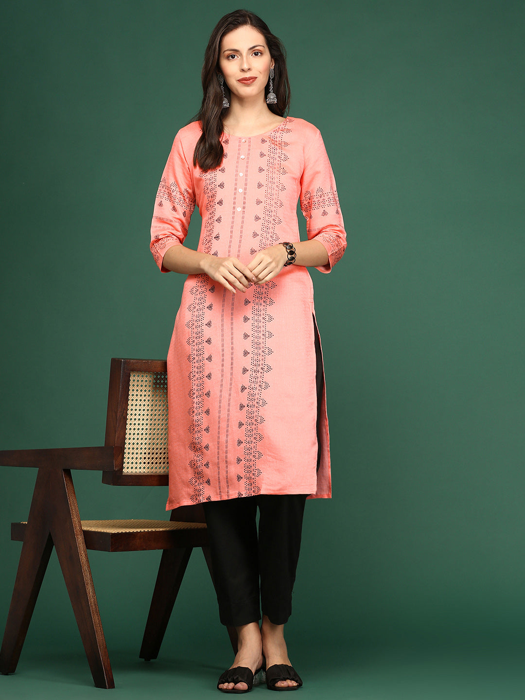 Women Peach Printed Straight Kurta