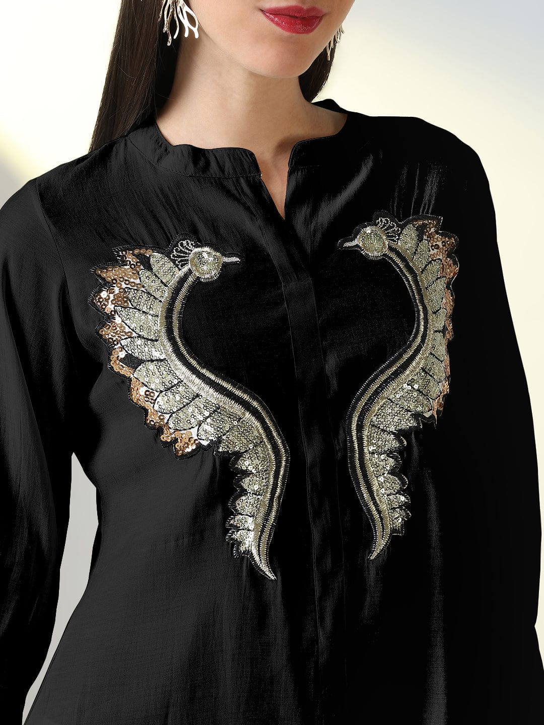 Women's Embellished Black Straight Kurta with Pants