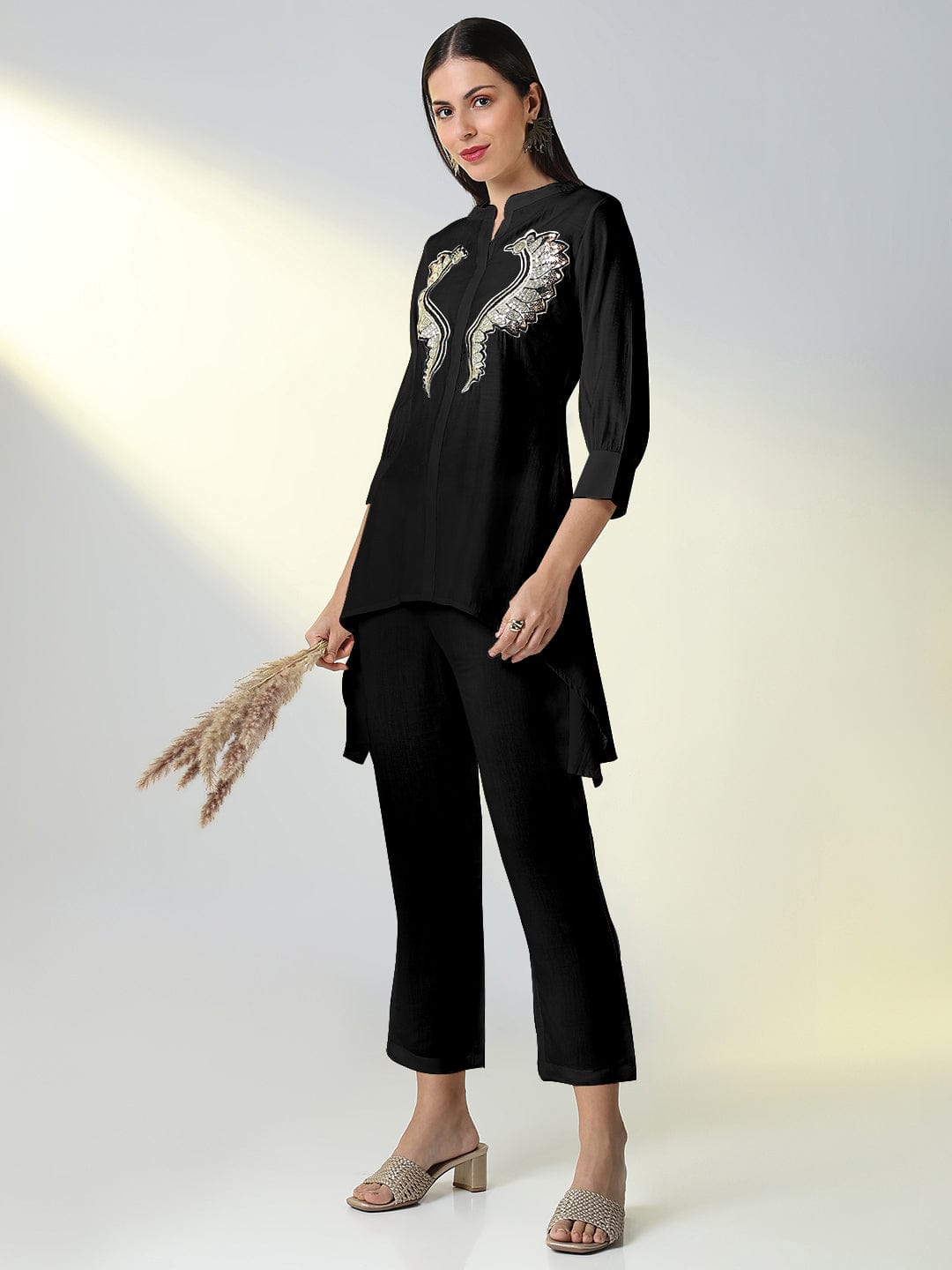 Women's Embellished Black Straight Kurta with Pants