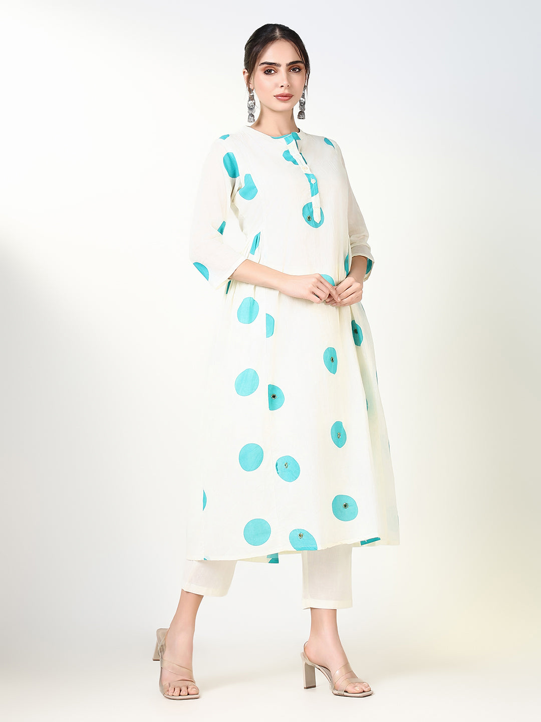 Women Printed Cream A Line Kurta Set with Dupatta