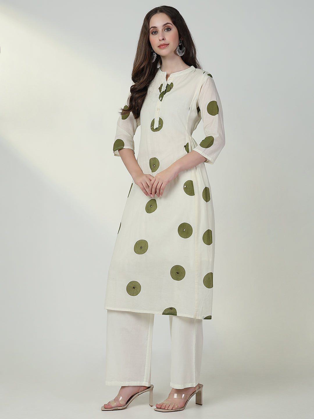 Women Geometric Off White A Line Kurta Set with Dupatta