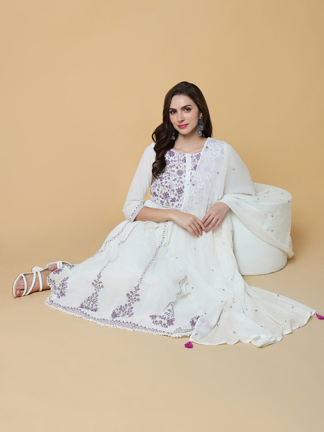 Women Floral White Straight Kurta Set with Dupatta