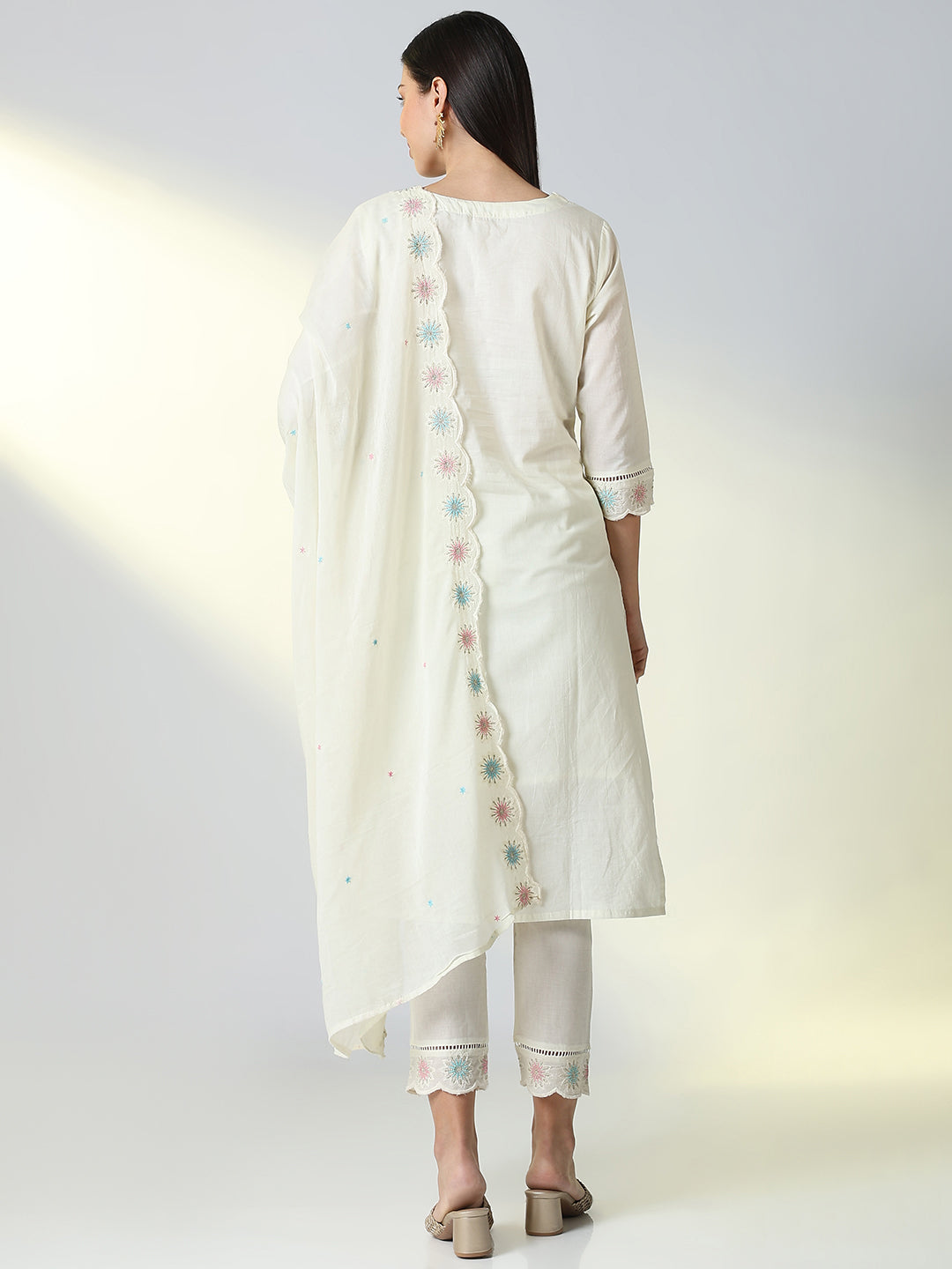 Women Cream Floral Straight Kurta Set with Dupatta