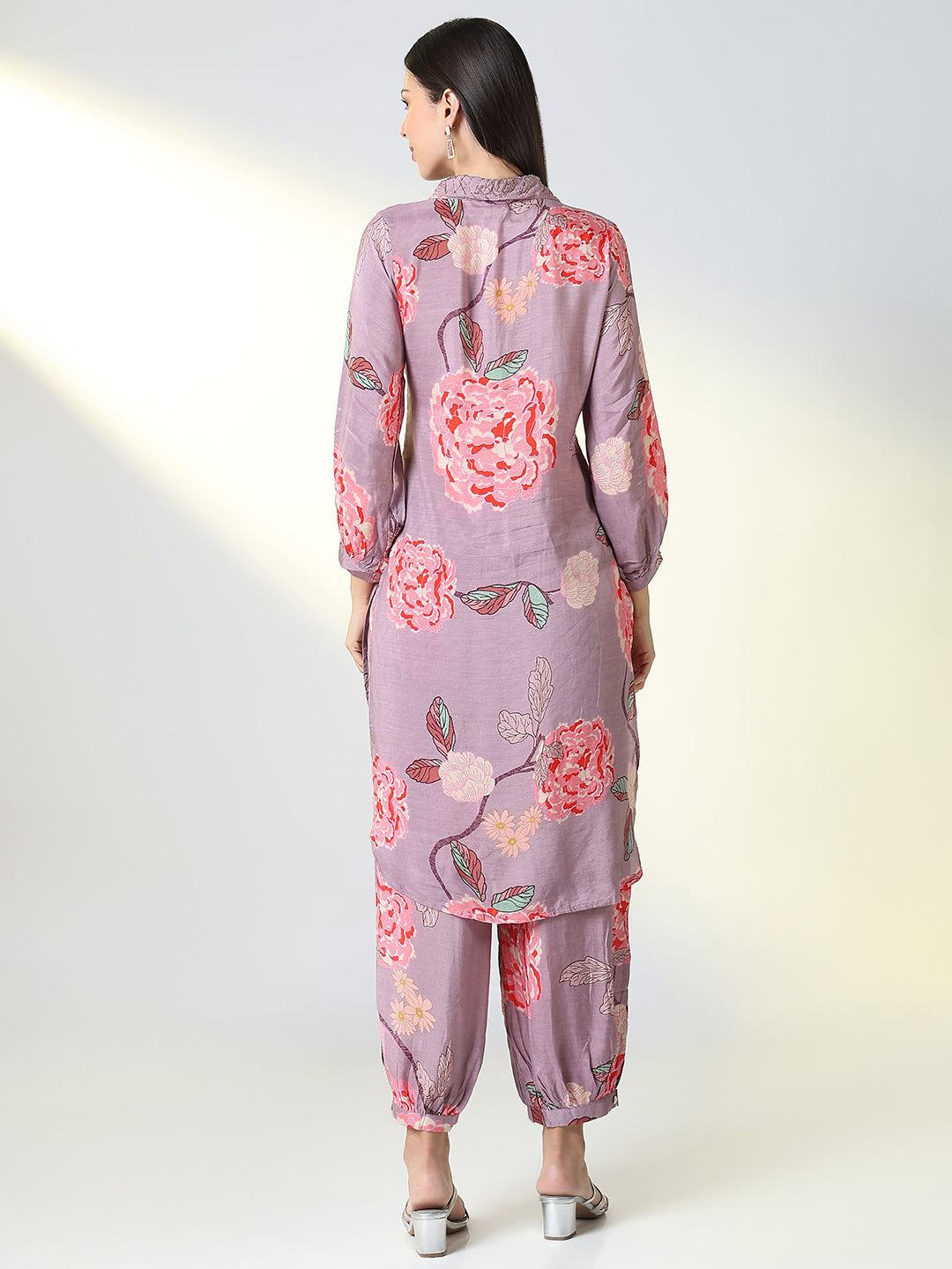 Women Purple Floral Straight Kurta and Patiala